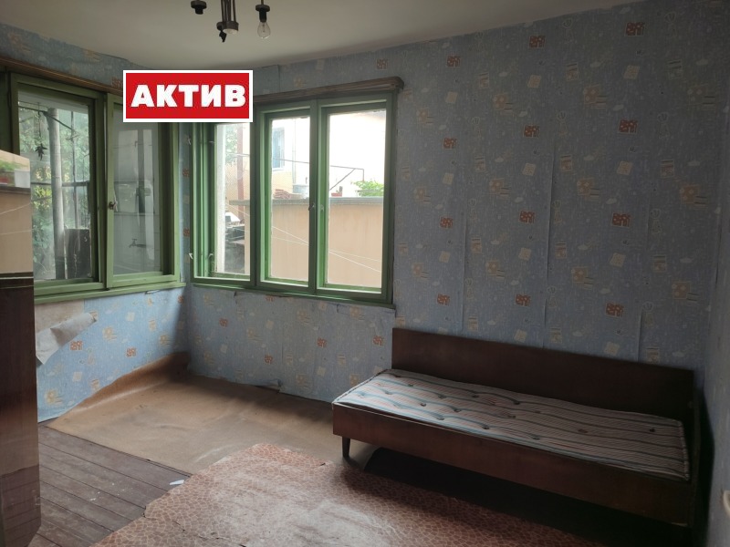 Продава ЕТАЖ ОТ КЪЩА, гр. Търговище, Малчо Малчев, снимка 7 - Етаж от къща - 52740745