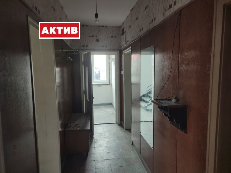 Продава ЕТАЖ ОТ КЪЩА, гр. Търговище, Малчо Малчев, снимка 10 - Етаж от къща - 52740745