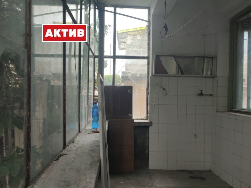 Продава ЕТАЖ ОТ КЪЩА, гр. Търговище, Малчо Малчев, снимка 12 - Етаж от къща - 52740745