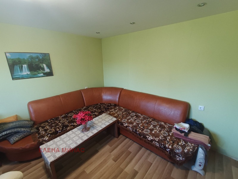 Te koop  Huis regio Sjoemen , Radko Dimitrievo , 160 m² | 73651155 - afbeelding [2]