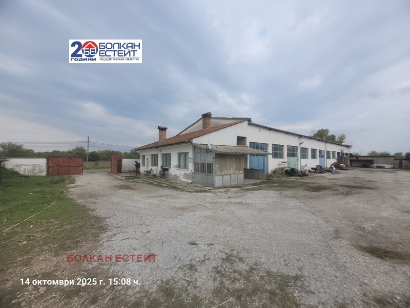 Продава СКЛАД, област Велико Търново, с. Ресен • 184000 € / 359872.72 лв. • 21778627 1
