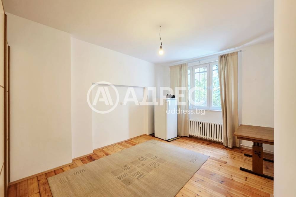 Продава МНОГОСТАЕН, гр. София, Център, снимка 14 - Апартаменти - 55942592