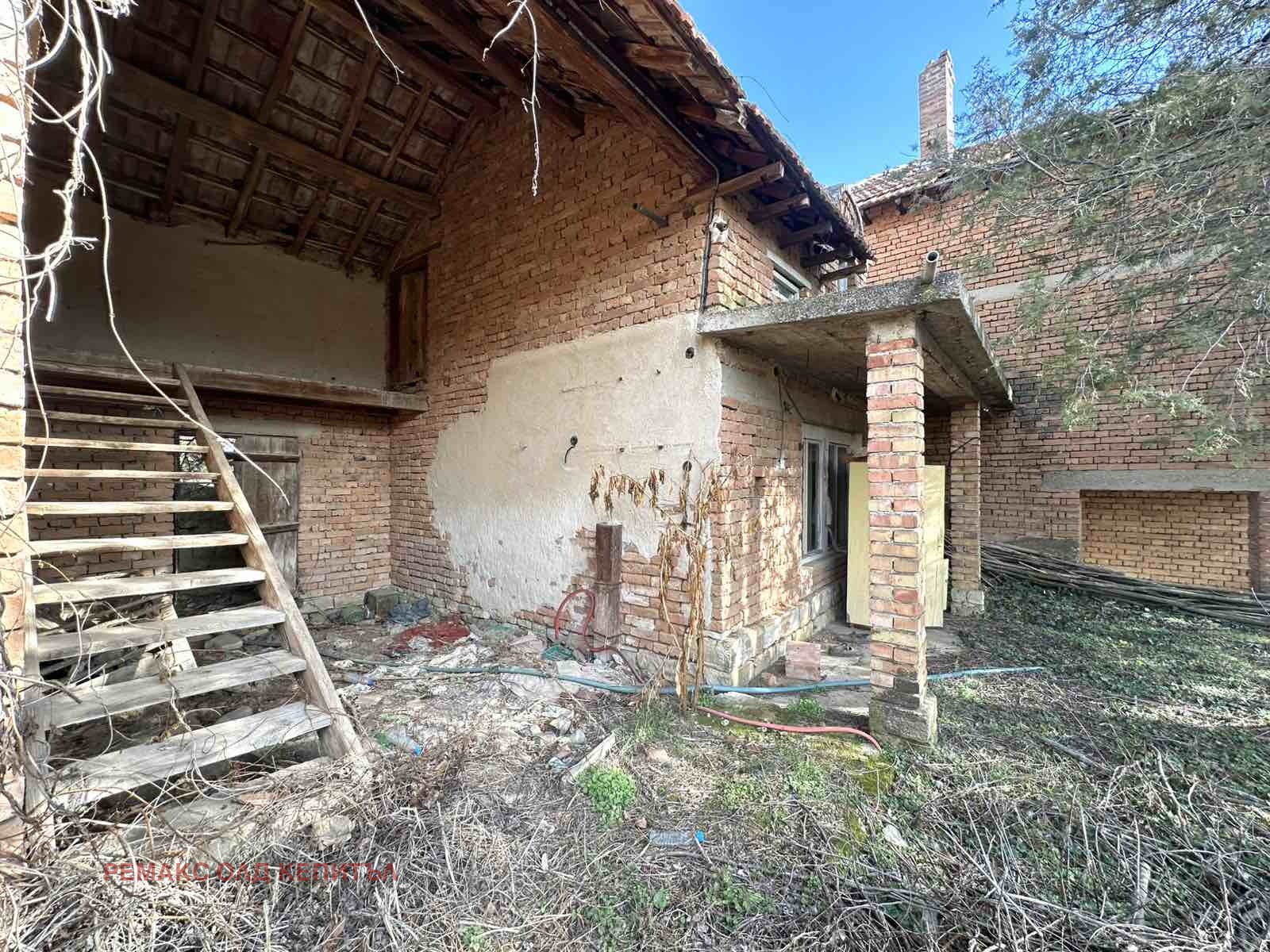 Продава КЪЩА, с. Караисен, област Велико Търново, снимка 2 - Къщи - 48956855
