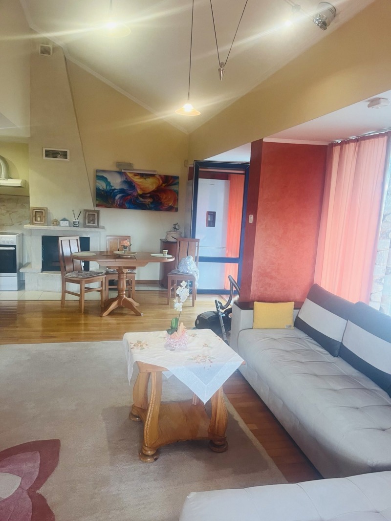 Myytävänä  1 makuuhuone Burgas , Tsentar , 97 neliömetriä | 13243106 - kuva [14]