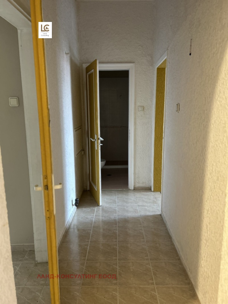 Продава  2-стаен град София , Център , 75 кв.м | 18759912 - изображение [2]