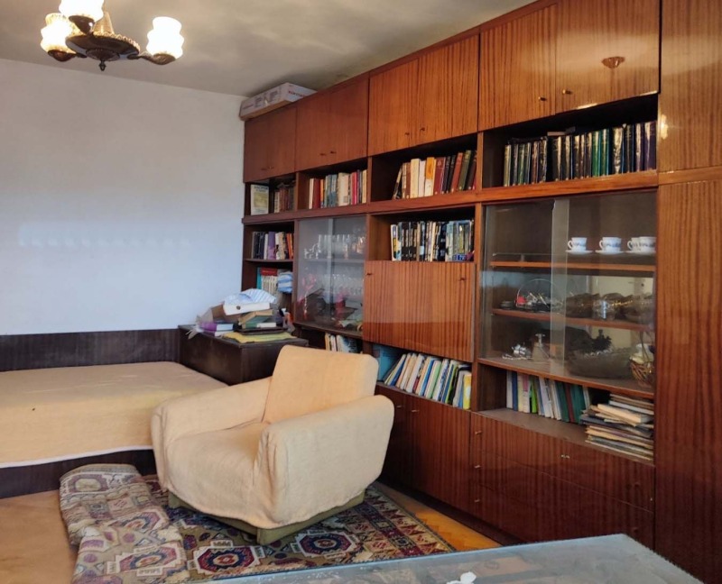 Продава  3-стаен, град Русе, Широк център •  105 000 EUR • ID 45260904 — holmes.bg - [1] 