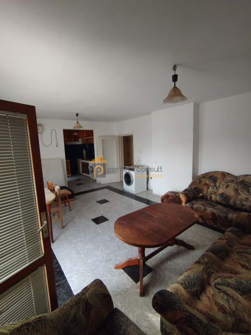 Продава МНОГОСТАЕН, гр. Пловдив, Младежки Хълм, снимка 3 - Апартаменти - 53341575