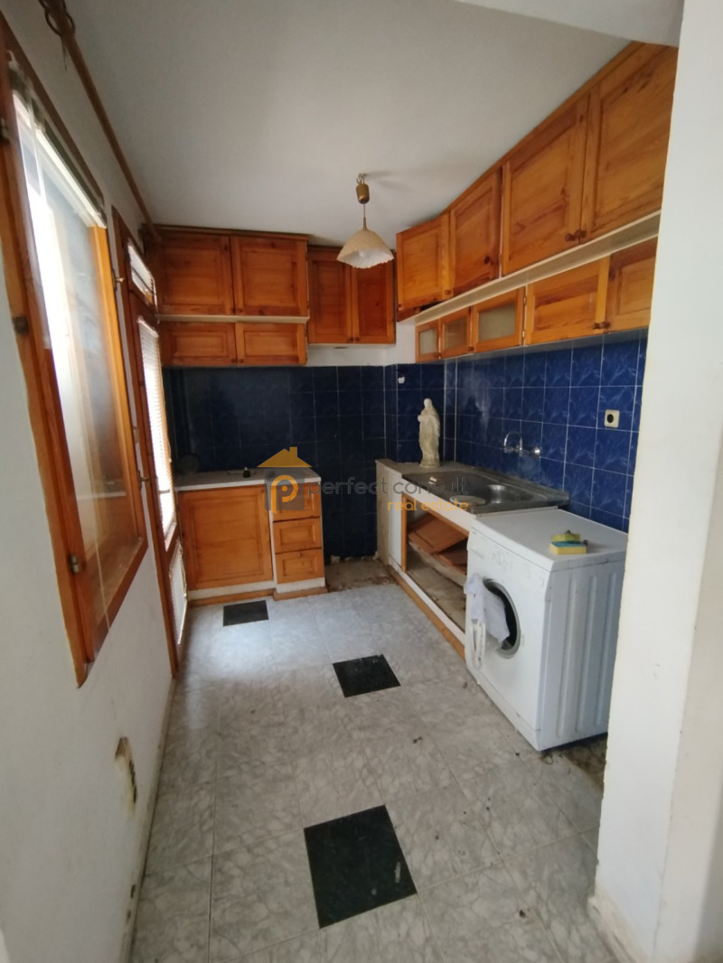 Продава МНОГОСТАЕН, гр. Пловдив, Младежки Хълм