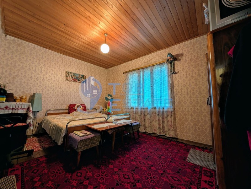 Продава КЪЩА, с. Хаджидимитрово, област Велико Търново, снимка 14 - Къщи - 50617742