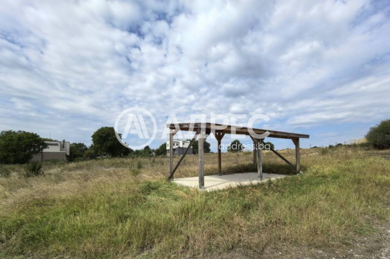 Na prodej  Spiknutí oblast Sofia , Cherakovo , 1110 m2 | 83724734 - obraz [2]