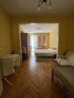 1 chambre Tsentar, Sofia 1