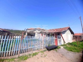 Продажба на имоти в с. Врачанци, област Добрич - изображение 1 