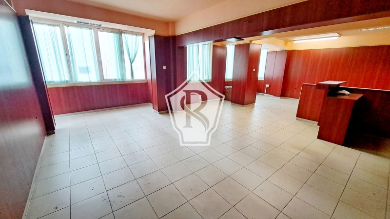 En venta  2 dormitorios Varna , Tsentar , 100 metros cuadrados | 57542621 - imagen [2]