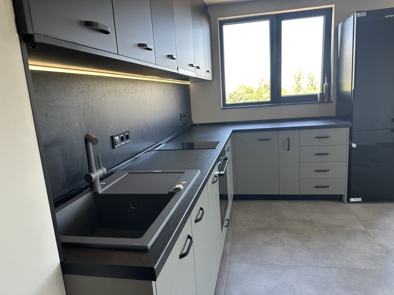 Na sprzedaż  3 sypialnie Plowdiw , Karszijaka , 130 mkw | 32710824 - obraz [3]