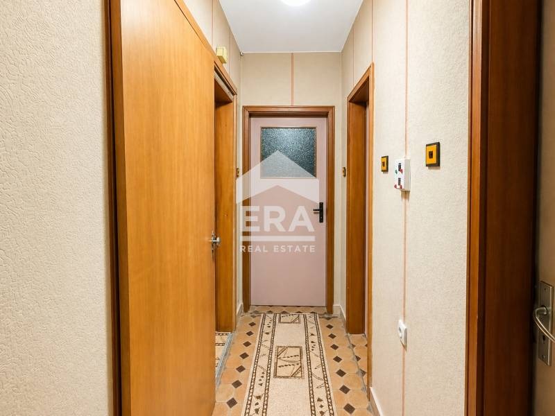 Продава МНОГОСТАЕН, гр. Търговище, Боровец, снимка 16 - Апартаменти - 55024332