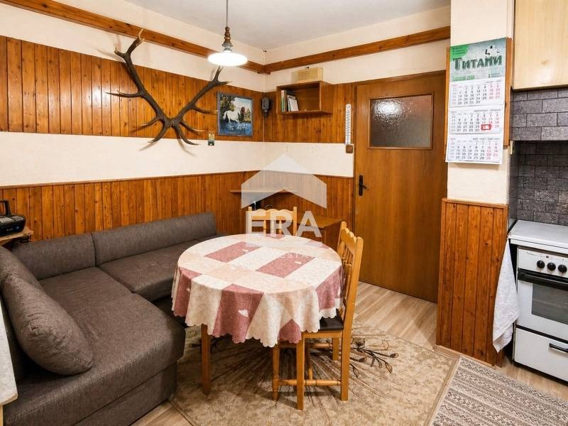 Продава МНОГОСТАЕН, гр. Търговище, Боровец, снимка 9 - Апартаменти - 55024332