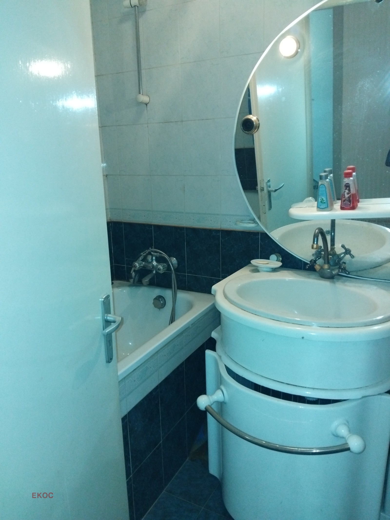 Продава 3-СТАЕН, гр. София, Лагера, снимка 4 - Апартаменти - 54278736