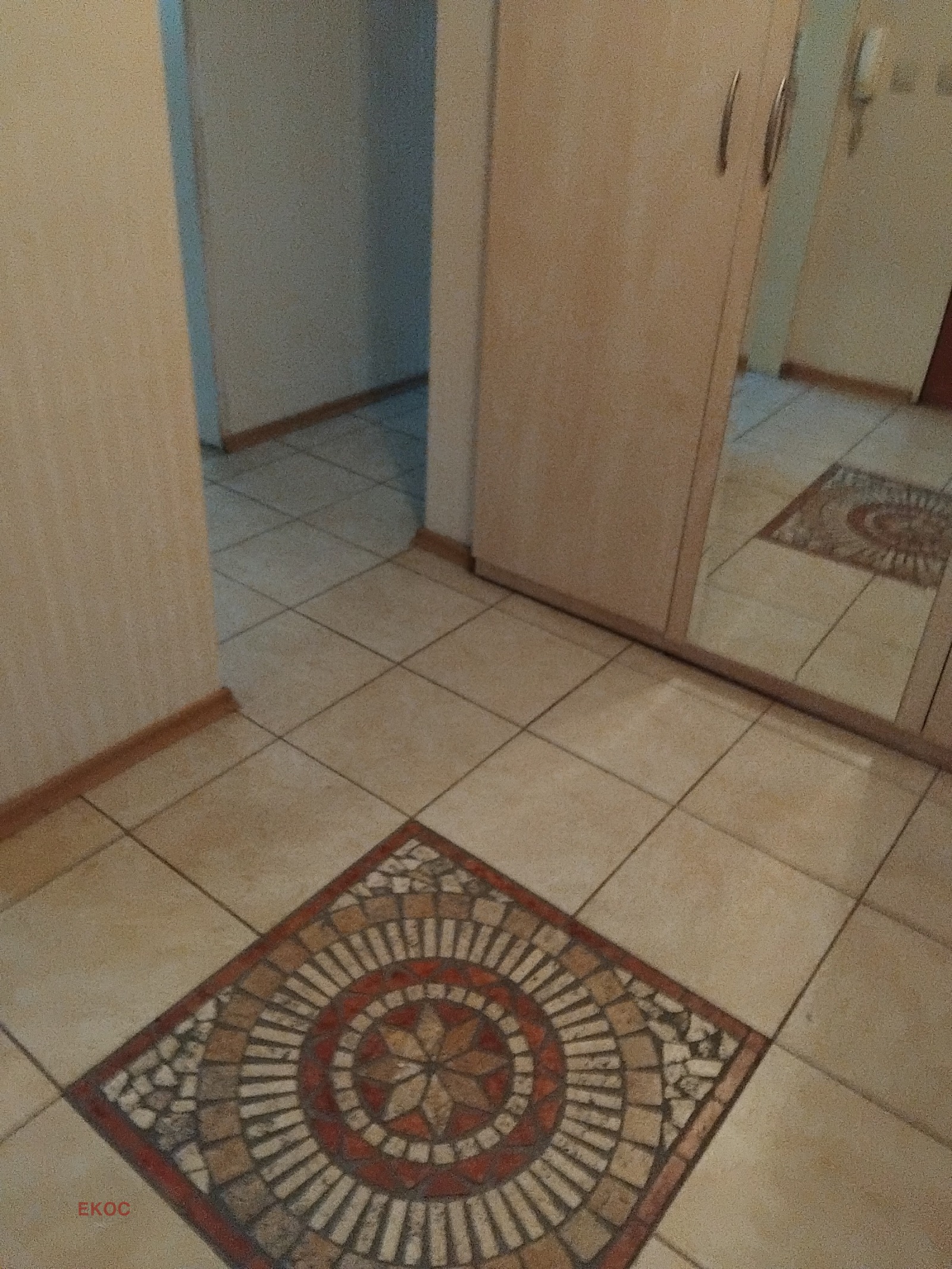 Продава 3-СТАЕН, гр. София, Лагера, снимка 2 - Апартаменти - 54278736