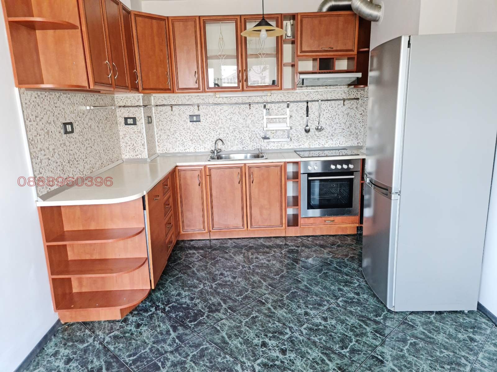 Продава 3-СТАЕН, гр. София, Редута