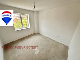 3-стаен град Русе, Хъшове 9