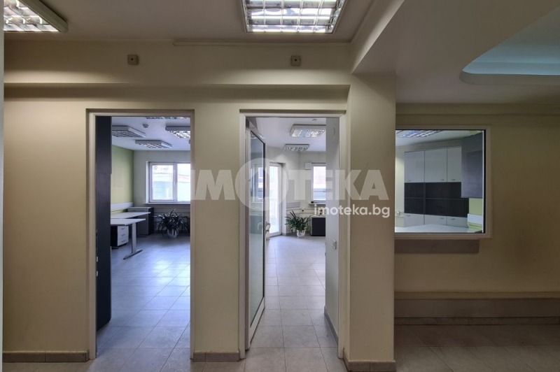 In vendita  Ufficio Sofia , Manastirski livadi , 360 mq | 81595139 - Immagine [7]
