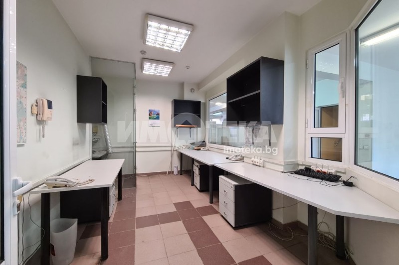 In vendita  Ufficio Sofia , Manastirski livadi , 360 mq | 81595139 - Immagine [6]