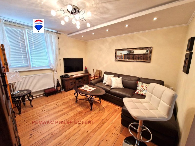 À venda  Andar da casa Ruse , Rodina 2 , 87 m² | 56475938