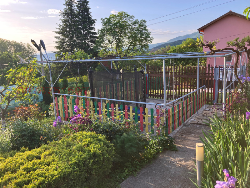 Продава ВИЛА, с. Паталеница, област Пазарджик, снимка 10 - Вили - 52785574