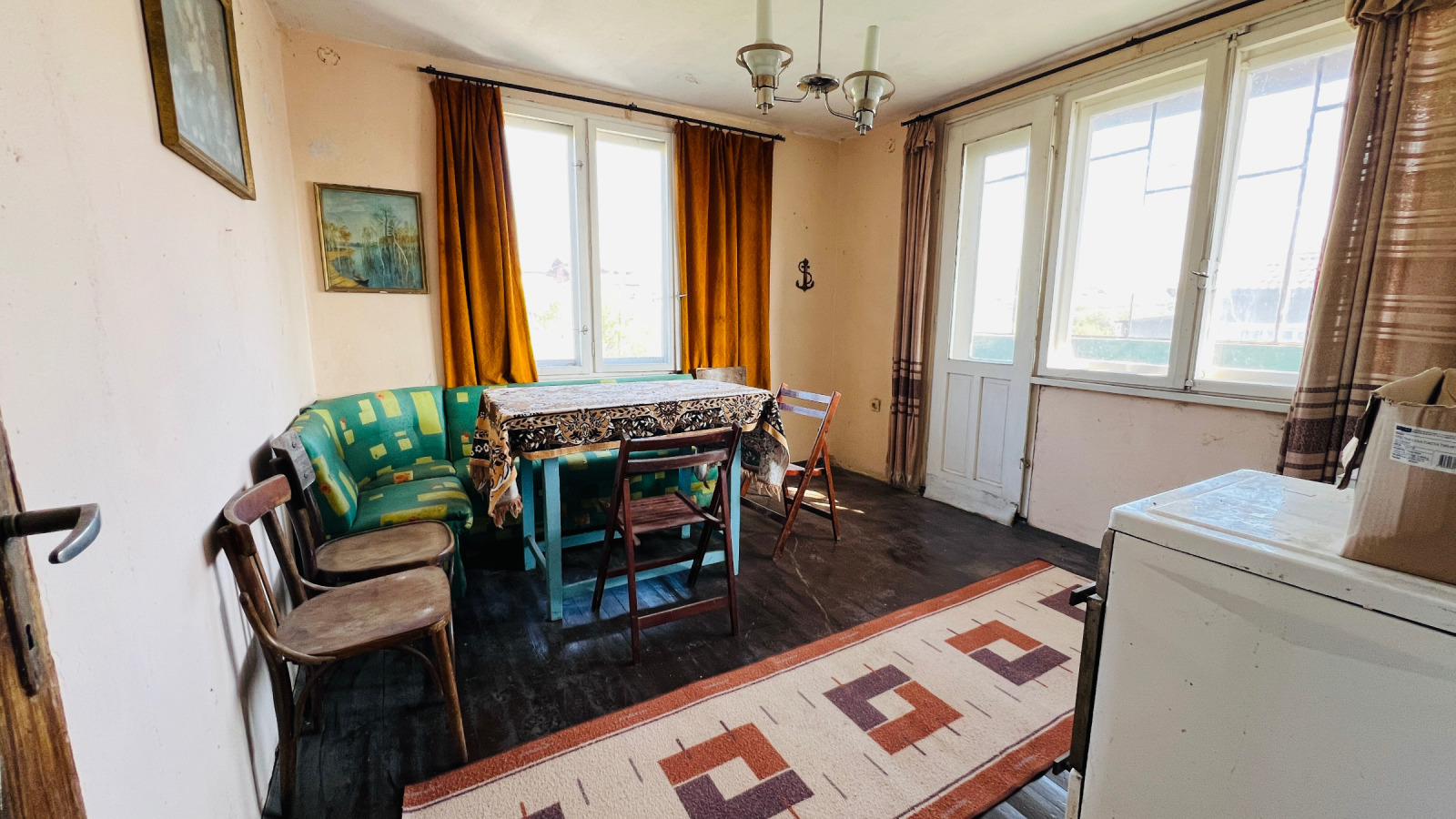 Продава ЕТАЖ ОТ КЪЩА, гр. Монтана, Кошарник, снимка 8 - Етаж от къща - 54229737