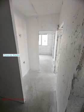 1 quarto Rodina 1, Ruse