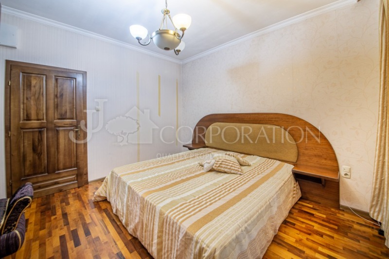 Na prodej  1 ložnice Sofia , Javorov , 70 m2 | 63690432 - obraz [9]