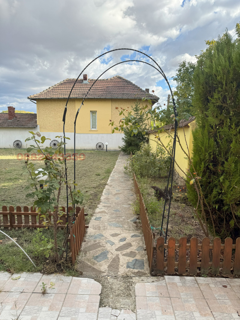 Продава  Къща област Плевен , с. Обнова , 1000 кв.м | 86399579 - изображение [15]