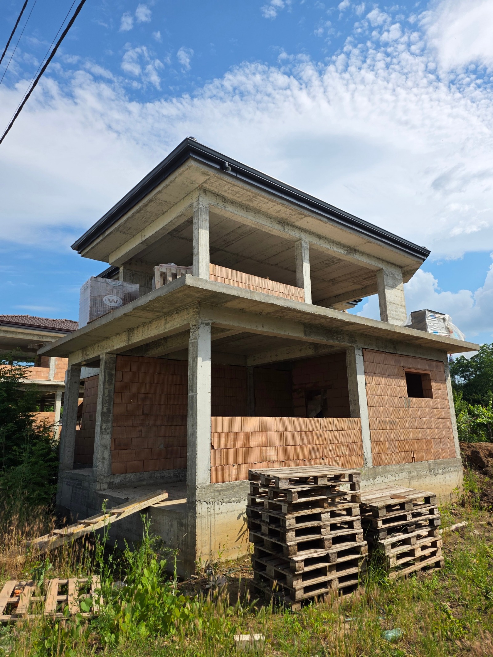 Продава КЪЩА, гр. Добрич, м-т Газибаба, снимка 2 - Къщи - 50534327