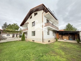 Casa Ivansci, regiunea Shumen 1