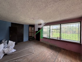 Hus Vakarel, region Sofia 16
