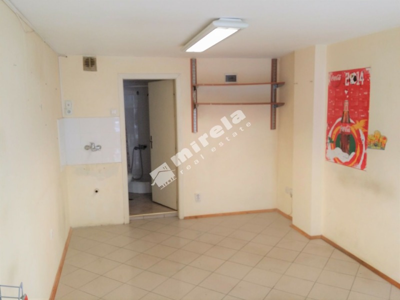 Te koop  Kantoor Sofia , Studentski grad , 30 m² | 70838576 - afbeelding [2]