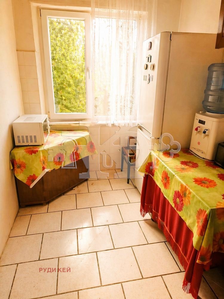 Продава ЕТАЖ ОТ КЪЩА, гр. Варна, с. Тополи, снимка 6 - Етаж от къща - 54270320