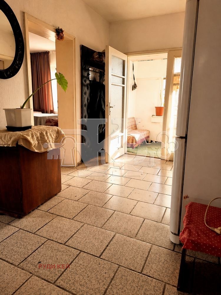 Продава ЕТАЖ ОТ КЪЩА, гр. Варна, с. Тополи, снимка 5 - Етаж от къща - 54270320