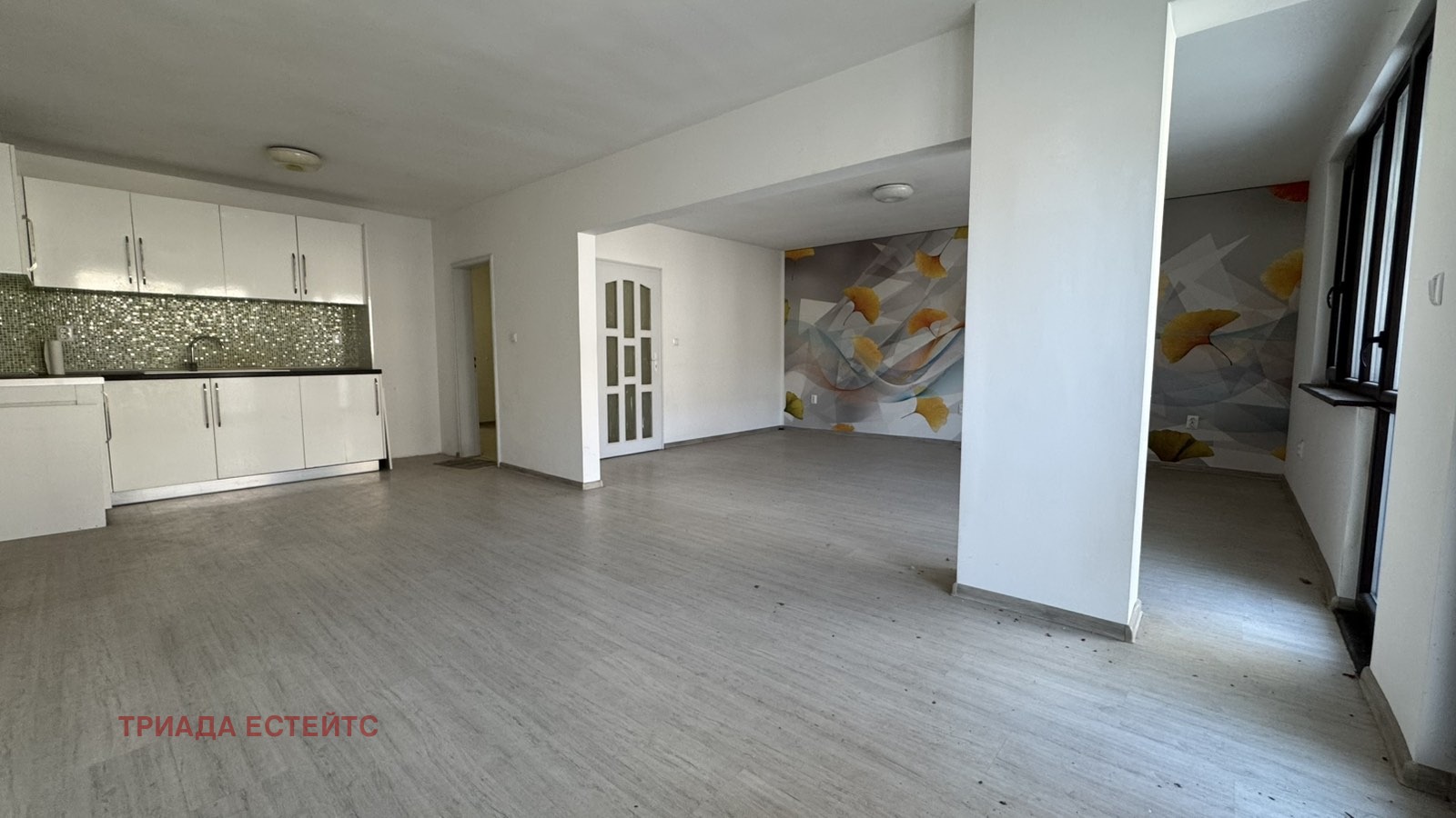 Продава 3-СТАЕН, гр. Бургас, Център, снимка 16 - Апартаменти - 53110545