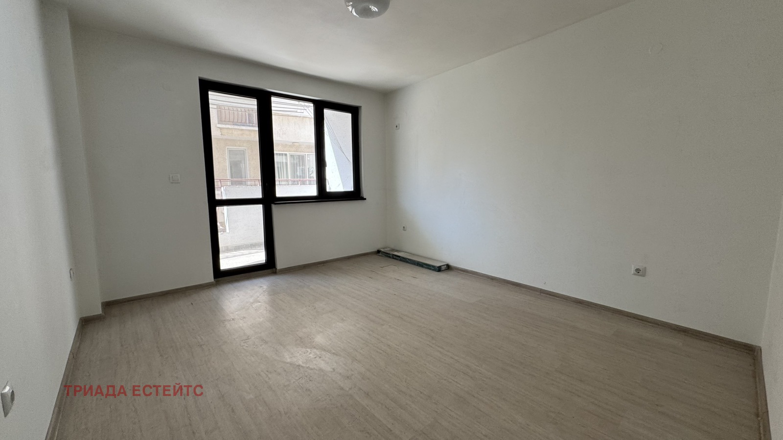 Продава 3-СТАЕН, гр. Бургас, Център, снимка 14 - Апартаменти - 53110545