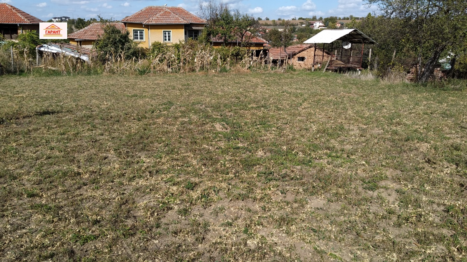 Продава КЪЩА, с. Радишево, област Плевен, снимка 2 - Къщи - 51900835
