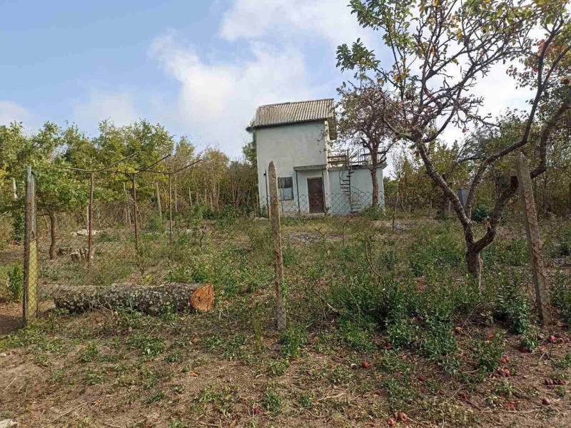 Продава КЪЩА в град Варна, м-т Перчемлията - 37 кв.м / 57 000 € » 111 482.31 лв., ИМОТЕН ЦЕНТЪР ВАРНА