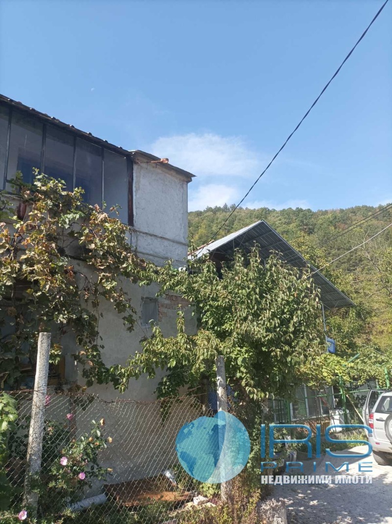 Продава ВИЛА в град Шумен, м-т Чашка - 40 кв.м / 55 000 € » 107 570.65 лв., ИРИС ПРАЙМ ЕООД