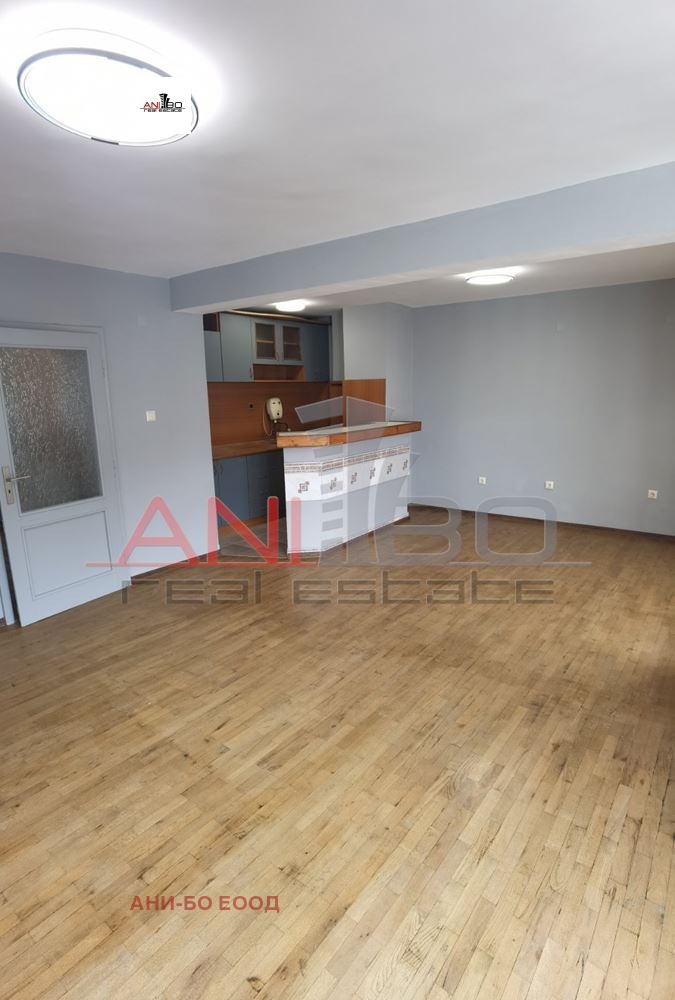 Продава 2-СТАЕН, гр. Варна, Зимно кино Тракия, снимка 2 - Апартаменти - 53737084