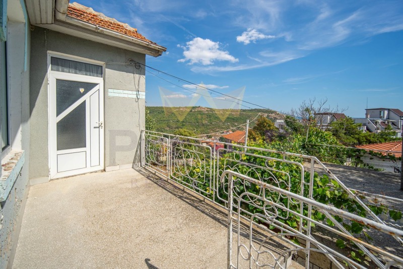 Продава КЪЩА, гр. Балчик, област Добрич, снимка 5 - Къщи - 53094581