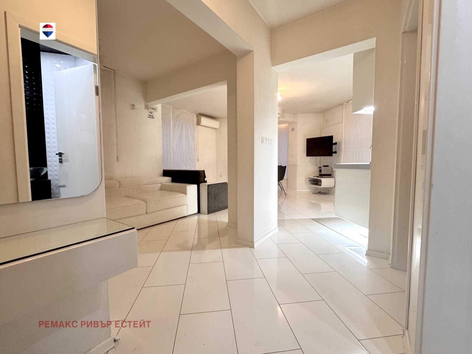 Продава АТЕЛИЕ, ТАВАН, гр. Русе, Център, снимка 13 - Апартаменти - 55614519
