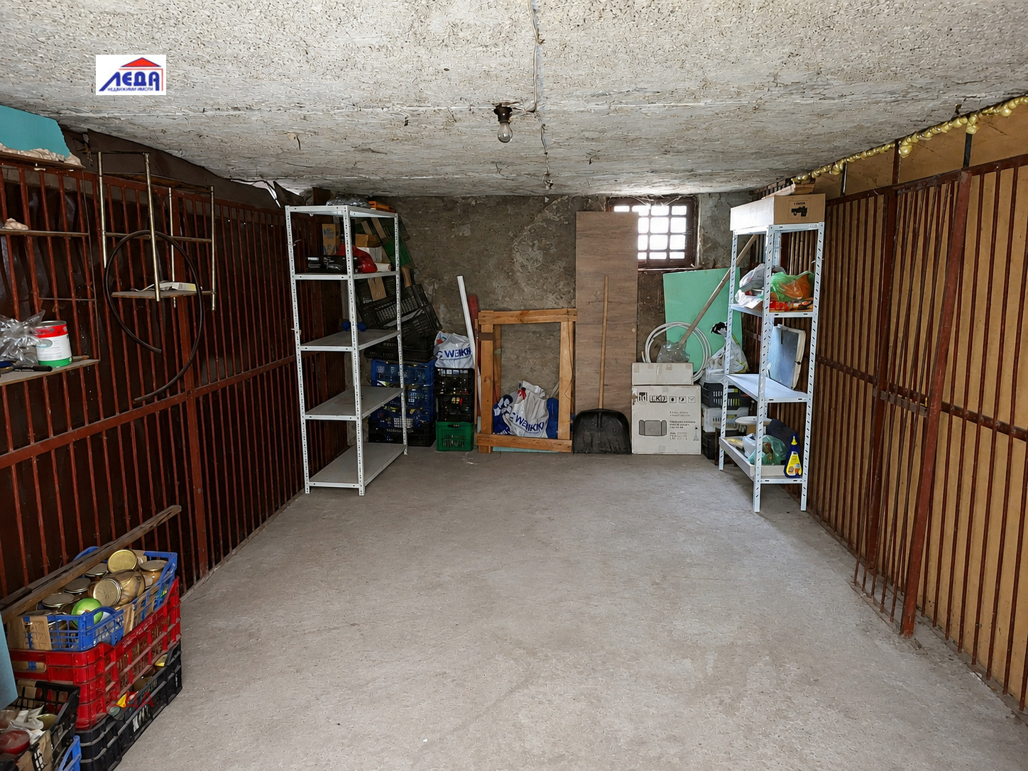 Продава ГАРАЖ, ПАРКОМЯСТО, гр. Плевен, Широк център, снимка 2 - Гаражи и паркоместа - 54494035