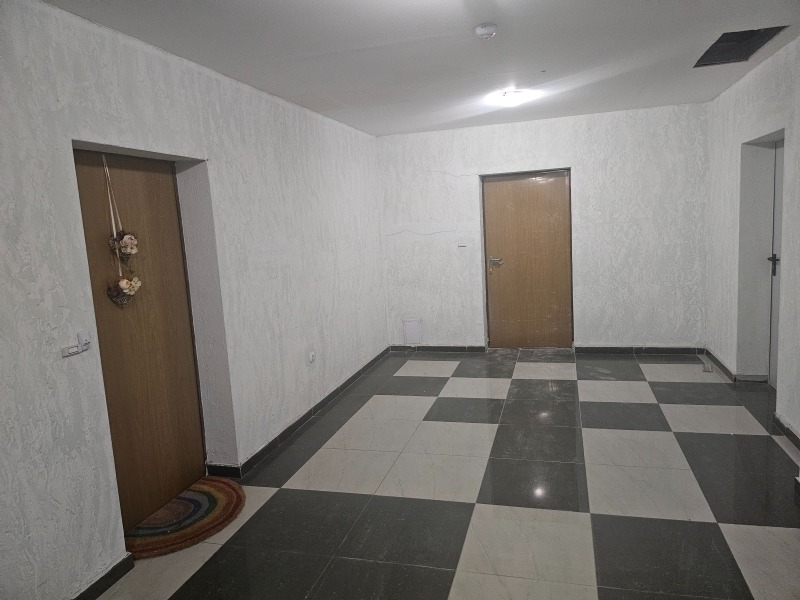 Продава 4-СТАЕН в град София, Овча купел - 298 кв.м / 399 000 € » 780 376.17 лв., СЕММА МЕНИДЖМЪНТ