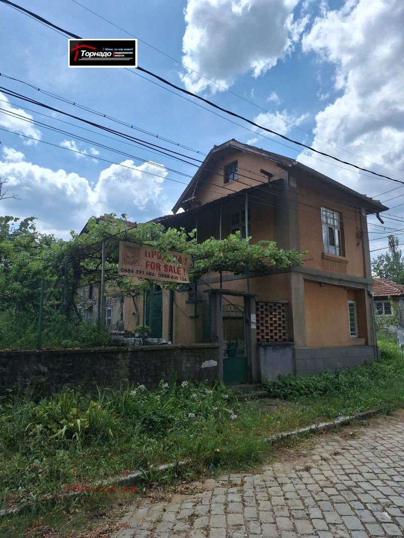 Продава КЪЩА в област Велико Търново, гр. Горна Оряховица - 174 кв.м / 65 000 € » 127 128.95 лв., ТОРНАДО-АВ