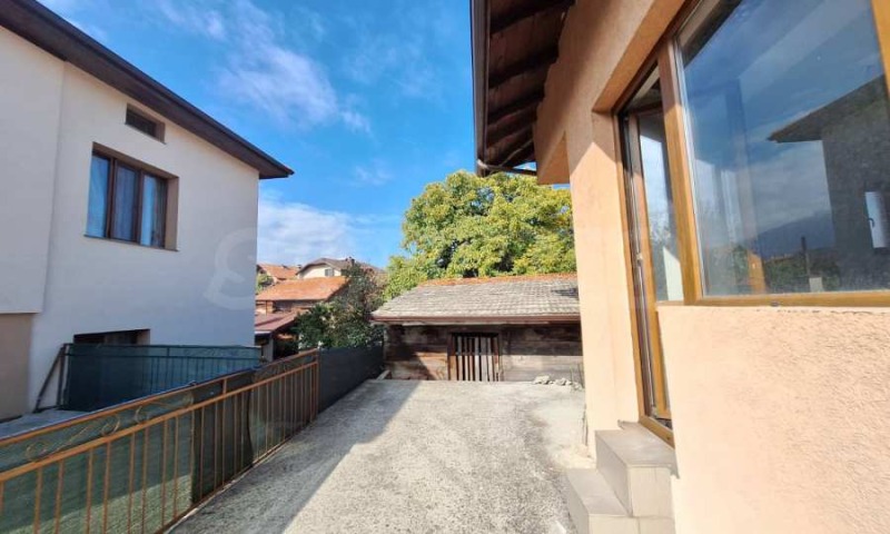 Продава КЪЩА в област Благоевград, гр. Банско - 246 кв.м / 260 000 € » 508 515.80 лв., СУПРИММО ОФИСИ В СТРАНАТА